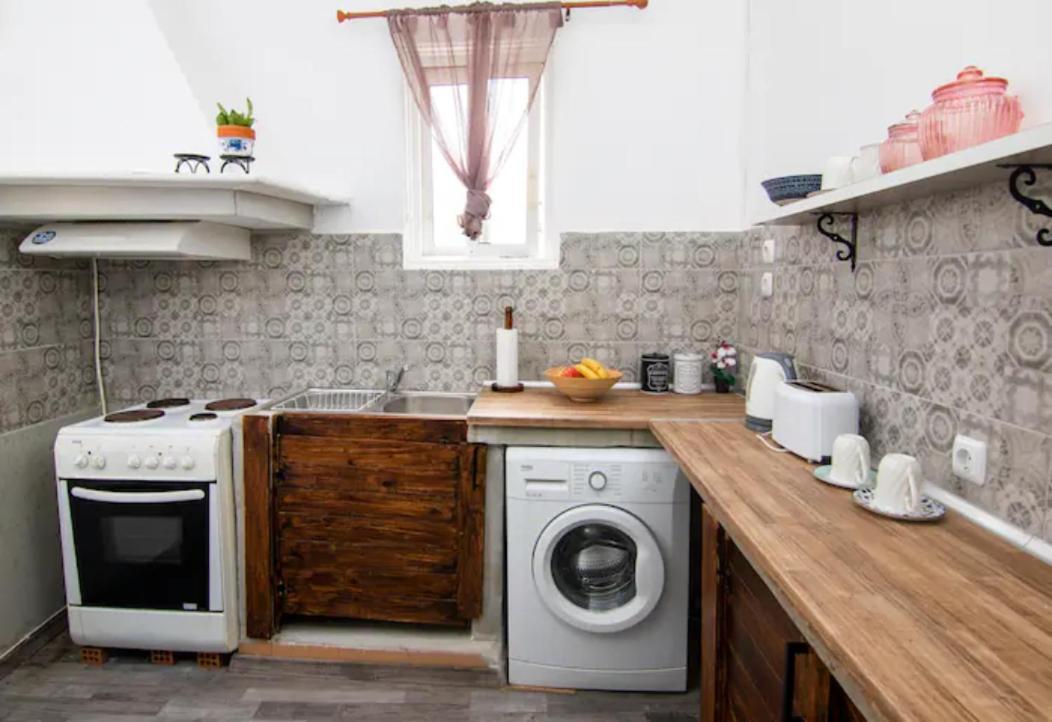 Mascot Bar Street Apartments Rhodes City Ngoại thất bức ảnh