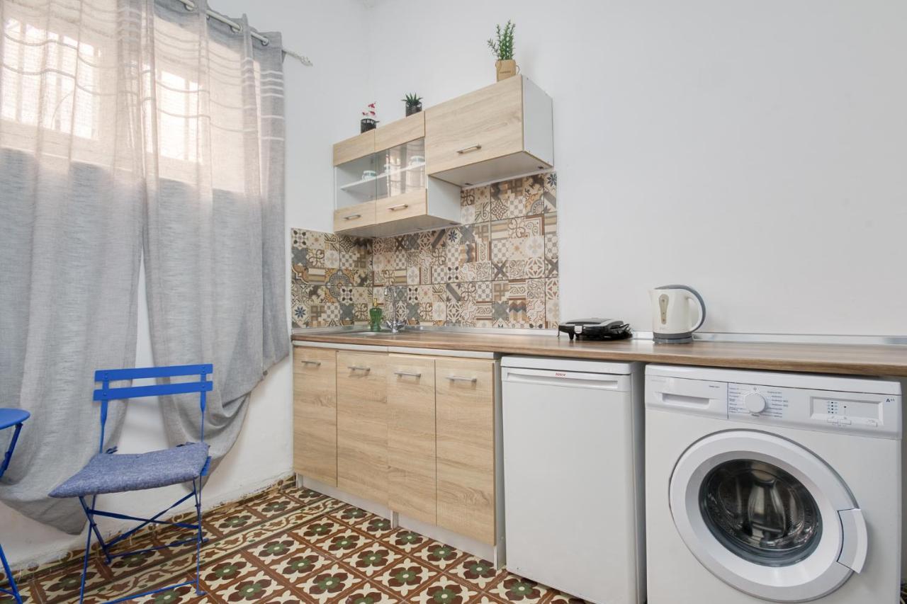 Mascot Bar Street Apartments Rhodes City Ngoại thất bức ảnh